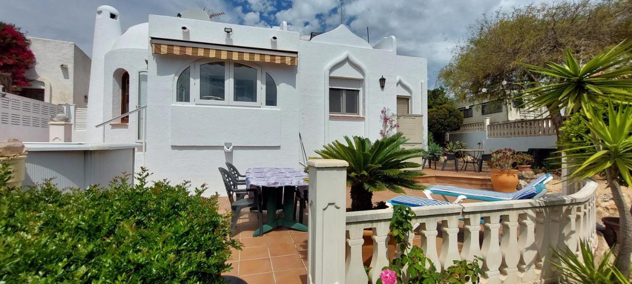 Villa Totalmente Independiente Con Piscina Comunitaria Кальпе Экстерьер фото